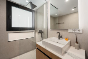 Renovated Luxury 3 Penthouse Apartment Nueva Andalucía, Marbella. Www.spanishcoasthomes.com